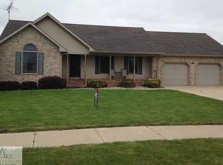 11322 Blue Spruce Dr, Fowler, MI 48835