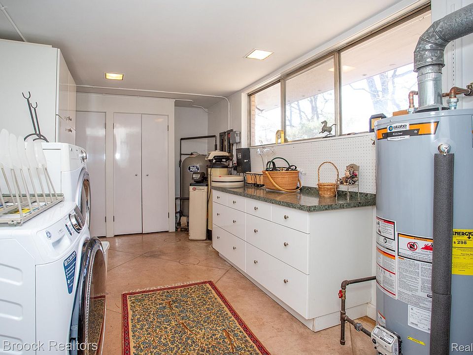 30875 Franklin Rd, photo 28
