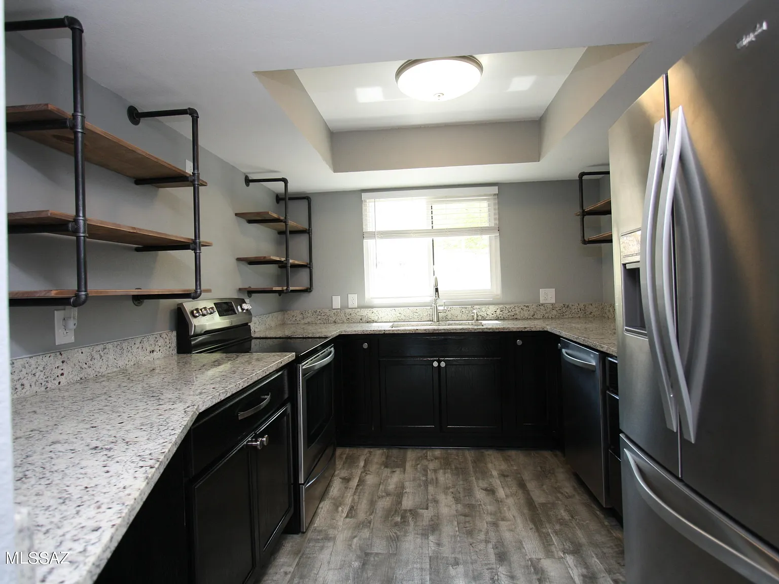 2 bed, 2.0 bath, 1004 sqft, $1,650 — Photo 1