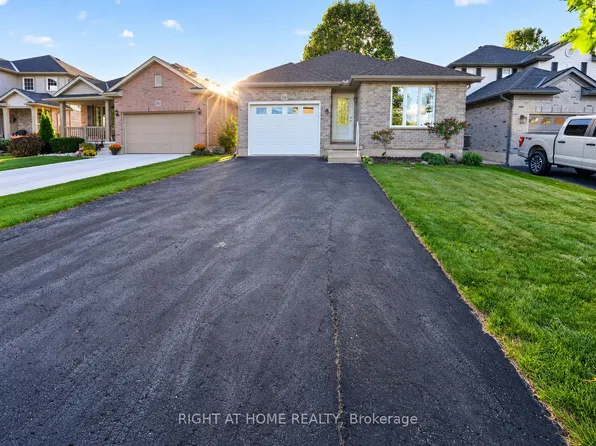 14 Oriole Ln, Saint Thomas, ON N5R 6K8