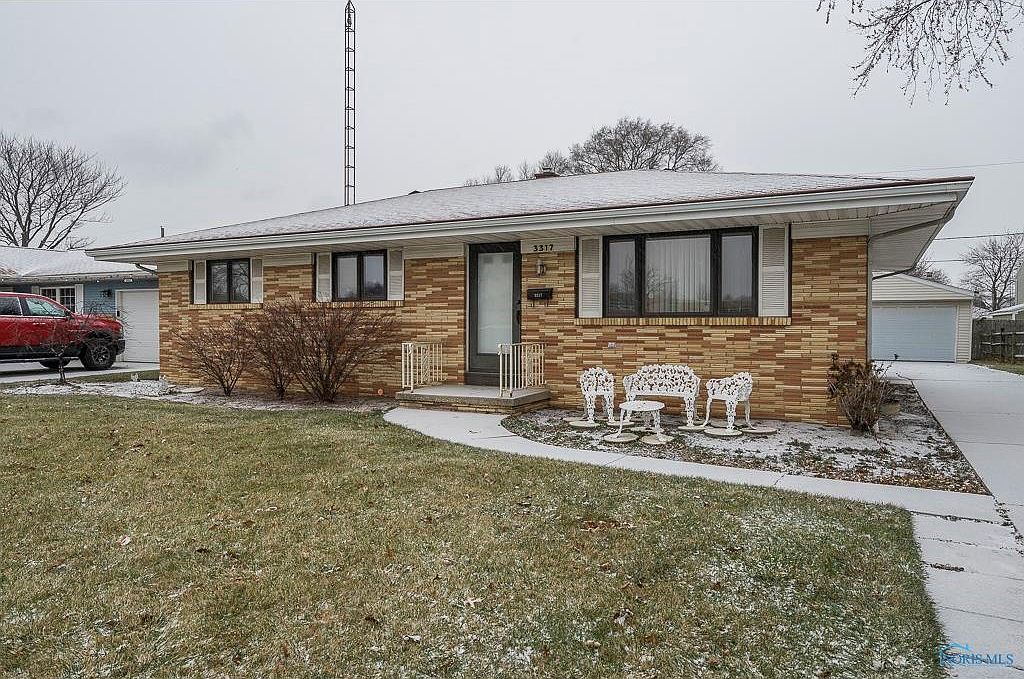 3317 Starr Ave, Oregon, OH 43616 Zillow