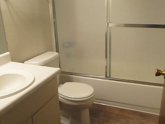 5th image of 2240 Santiago Way APT D