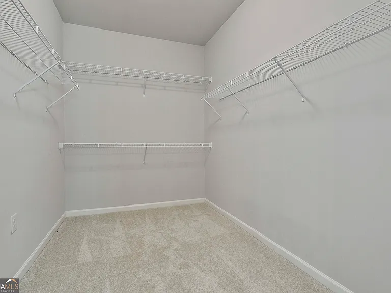 148 Soundview Trce — Photo 37