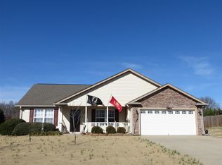 209 Legacy Dr, Inman, SC 29349