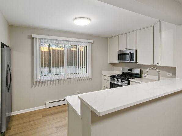 705 S Milwaukee Ave APT 212