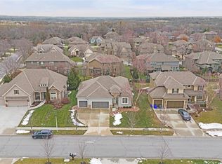 16335 Twilight Ln, Olathe, KS 66062
