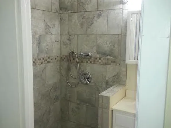 17 S Goodman St #1B, Rochester, NY 14607