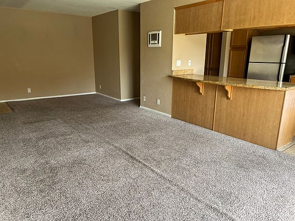 2nd image of 615 Fredricks Ave Unit 162