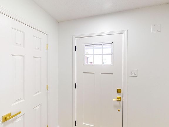 3rd image of 7780 Chesterfield Dr S