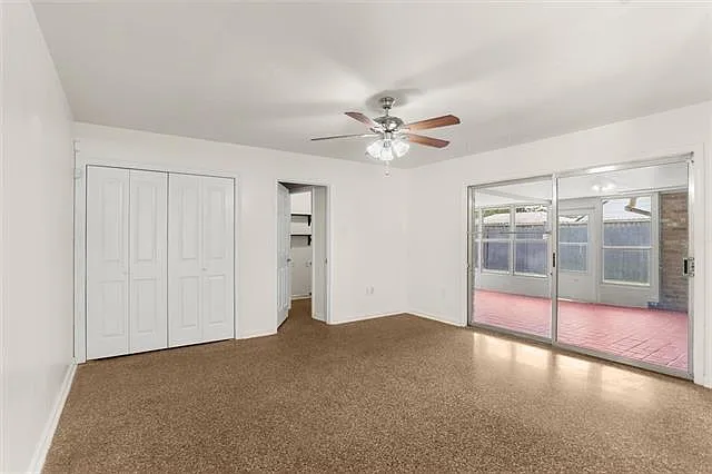 6151 Charlotte Dr — Photo 10