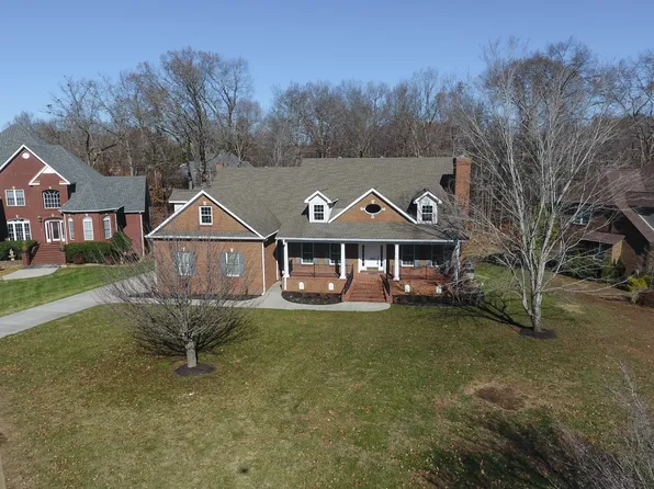 309 New Kent Ct, Tullahoma, TN 37388