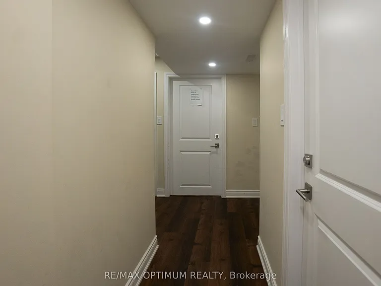 9 Fenchurch Dr #BASEMENT — Photo 9