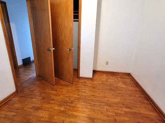 3rd image of 1213 Cleveland Ave
