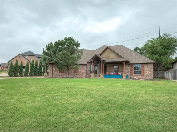 9601 Cara Ln, Yukon, OK 73099