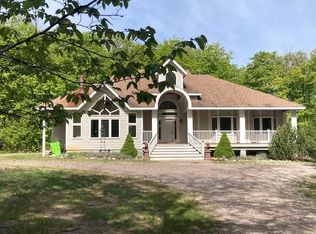 5261 E Simmons Rd, Hessel, MI 49745