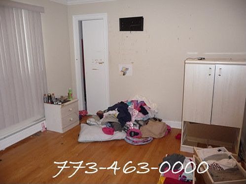 5th image of 5621 W Windsor Ave
