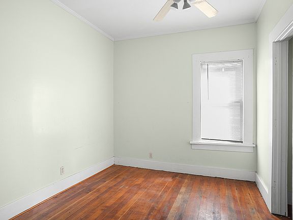 2nd image of 24380 Commercial St