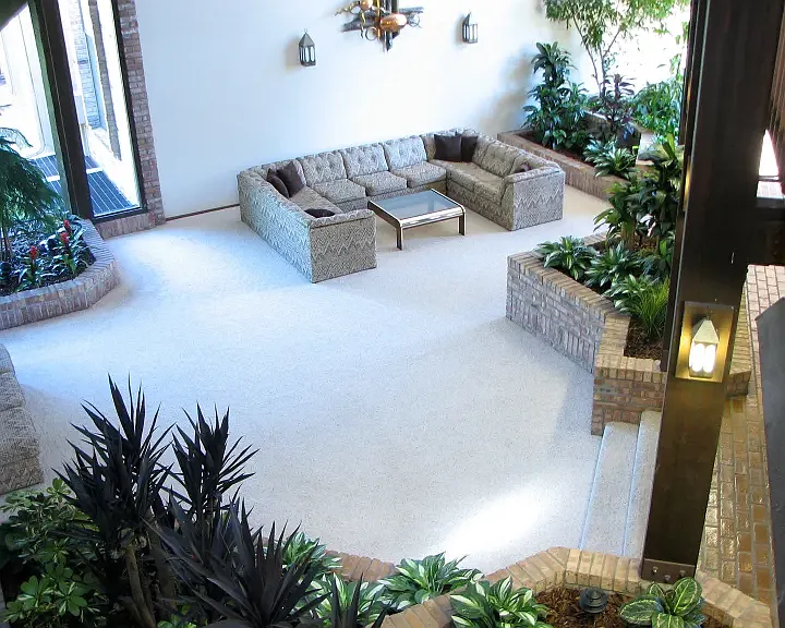 Regal Crest Village — Photo 3
