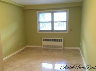 2587 48th St, Astoria, NY 11103