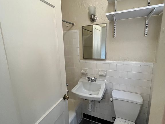 3rd image of 198 Armington St #1