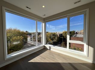 3757 N Sheffield Ave #41J, Chicago, IL 60613