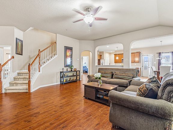 3rd image of 5722 Ginger Rise