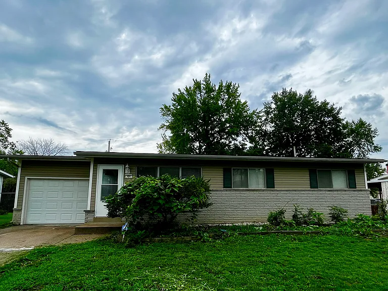 880 Gladiola Dr — Photo 14