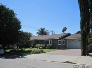 17500 Minnehaha St, Granada Hills, CA 91344