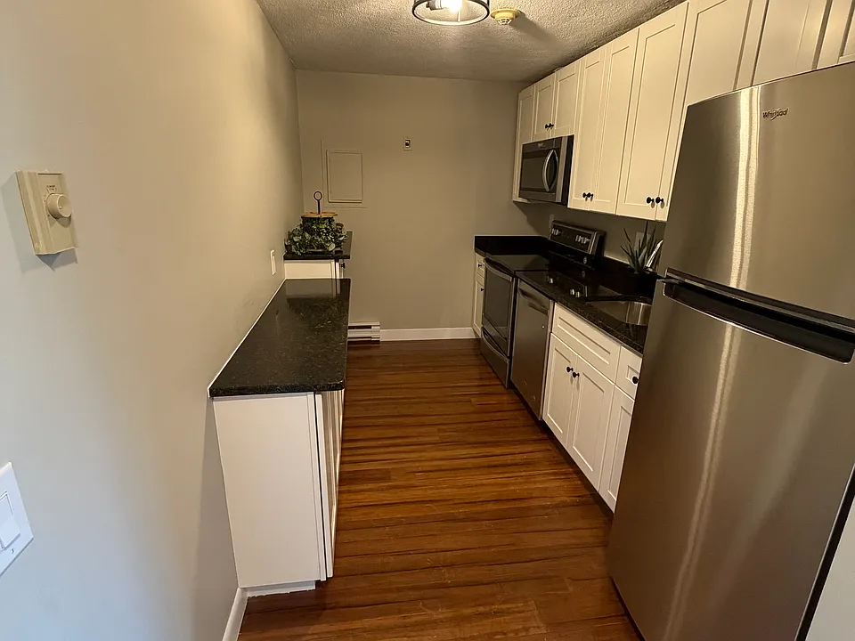1 Kilby St #26