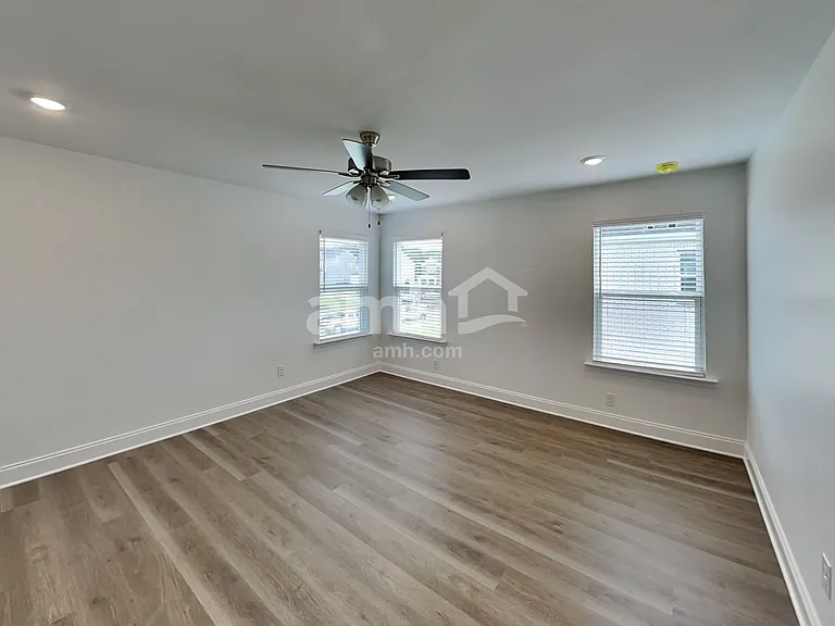 212 Argea Dr — Photo 10