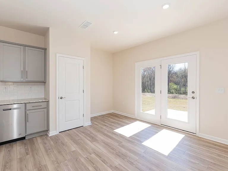 1498 Rhodes Pond St — Photo 12