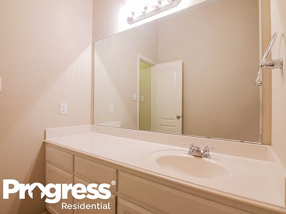 4th image of 5408 Creek Hill Ln