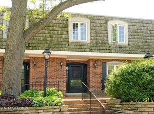 3016 Highland Ave, Wilmette, IL 60091