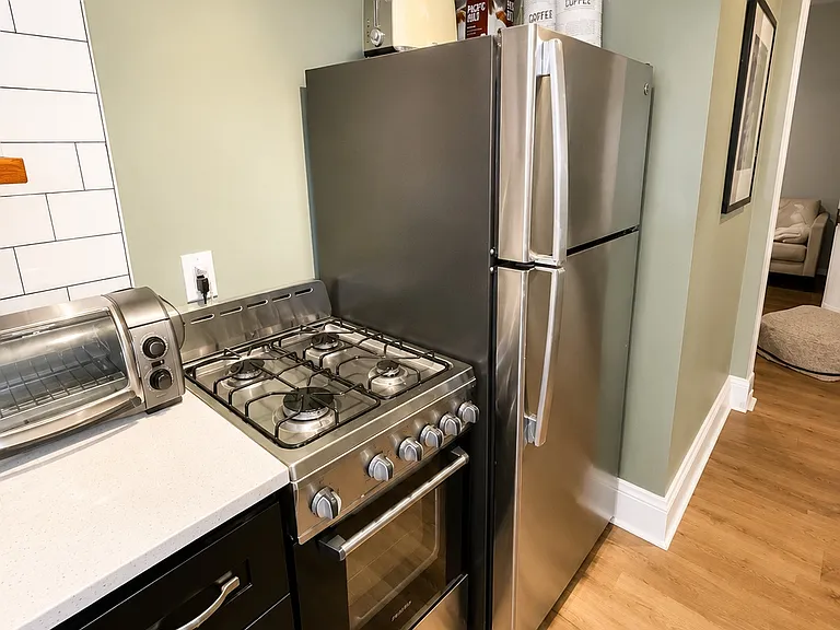 4905 Franklin Blvd — Photo 8