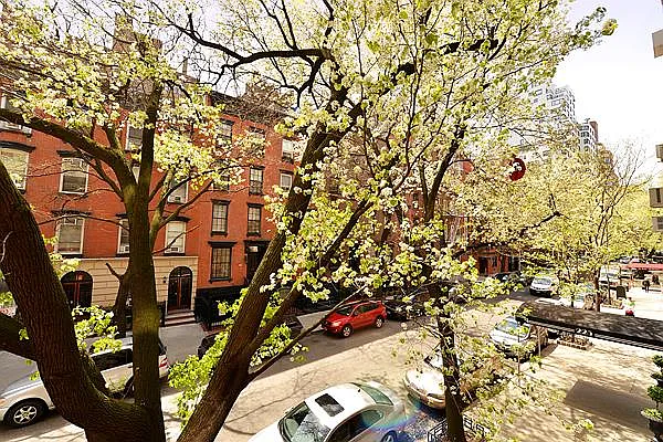 Sold by Argo Residential | media 31