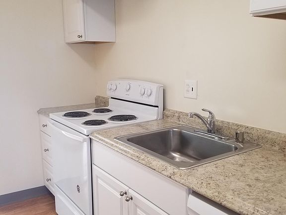 4th image of 230 Nob Hill Ter