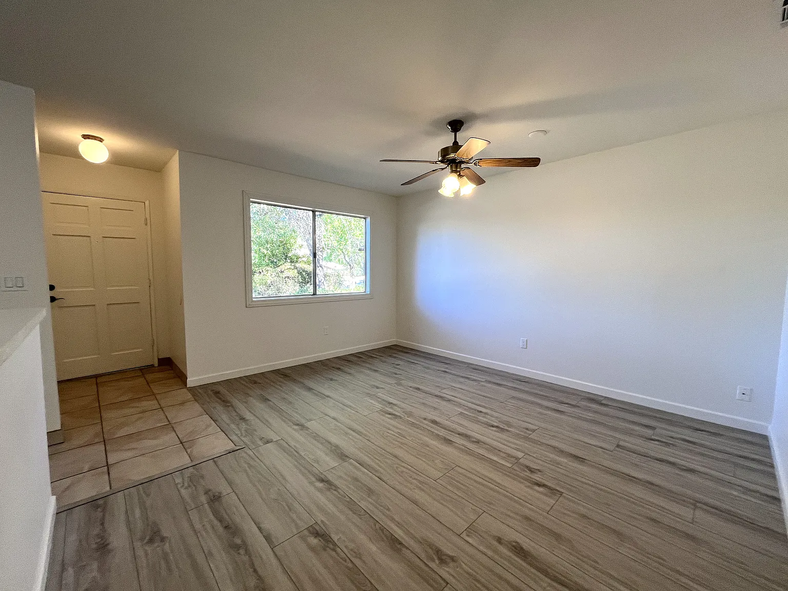 3 bed, 1474 sqft, $3,450 — Photo 3