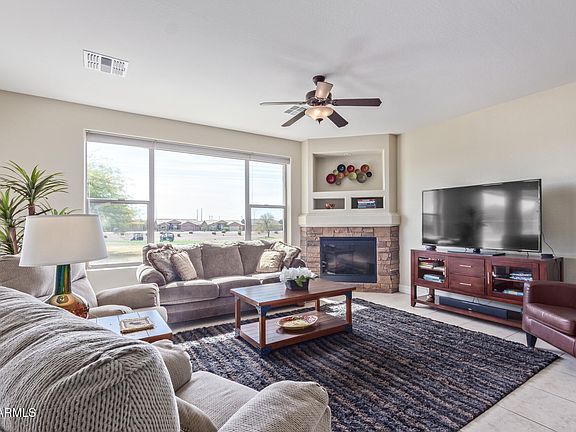 2nd image of 2662 S SPRINGWOOD Boulevard #461