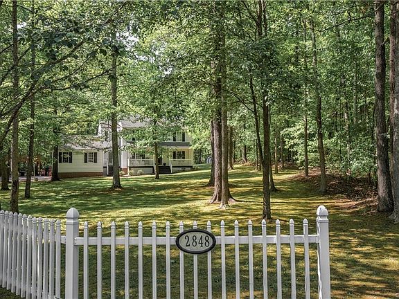 3rd image of 2848 Madison Place Dr