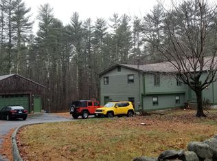 35 Woody Hill Rd, Hope Valley, RI 02832