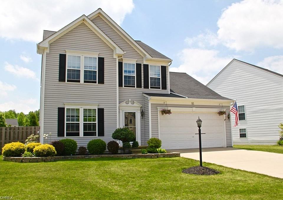 1st image of 161 Stonepointe Dr