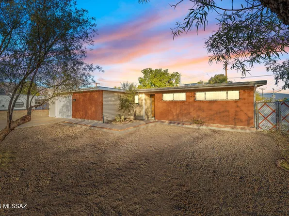 2802 N Cloverland Ave, Tucson, AZ 85712