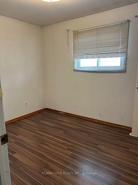 Mississauga House for rent - 3 Bedrooms — photo 8