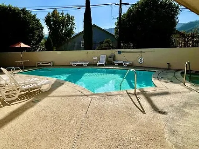 3010 Montrose Ave #26 — Photo 39
