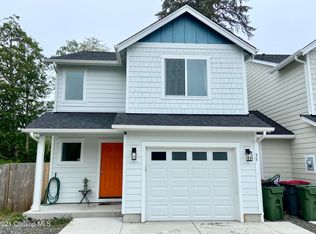 35 NW 6th Pl, Warrenton, OR