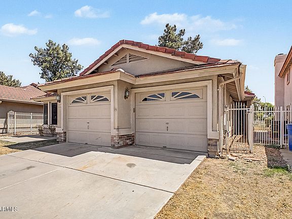 3rd image of 5751 W DEL RIO Street