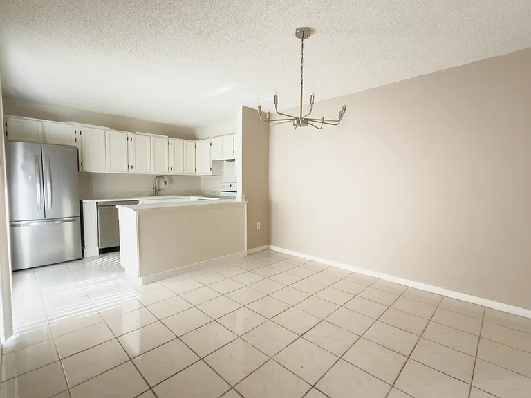 5222 Cedarbend Dr #4 — Photo 6