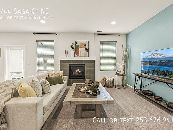 3rd image of 2744 Saga Ct NE