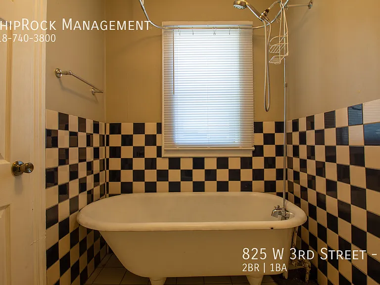 825 W 3rd St #2 — Photo 12