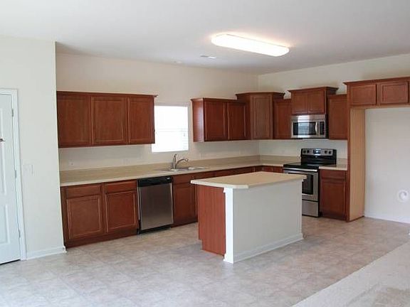 Kitchen/Breakfast Area